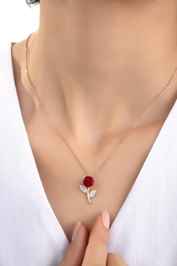 Kadın Orjinal 925 Ayar Gümüş Zirkon Taşlı Kırmızı Taşlı Gül Model Kolye